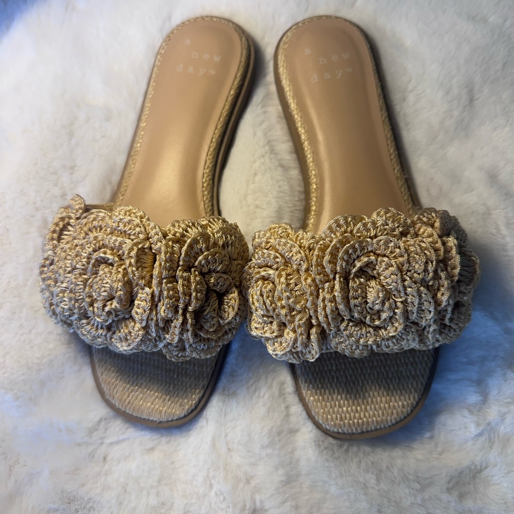 A New Day Women's Beige Coco Raffia  Slide Sandals Size 6 1/2